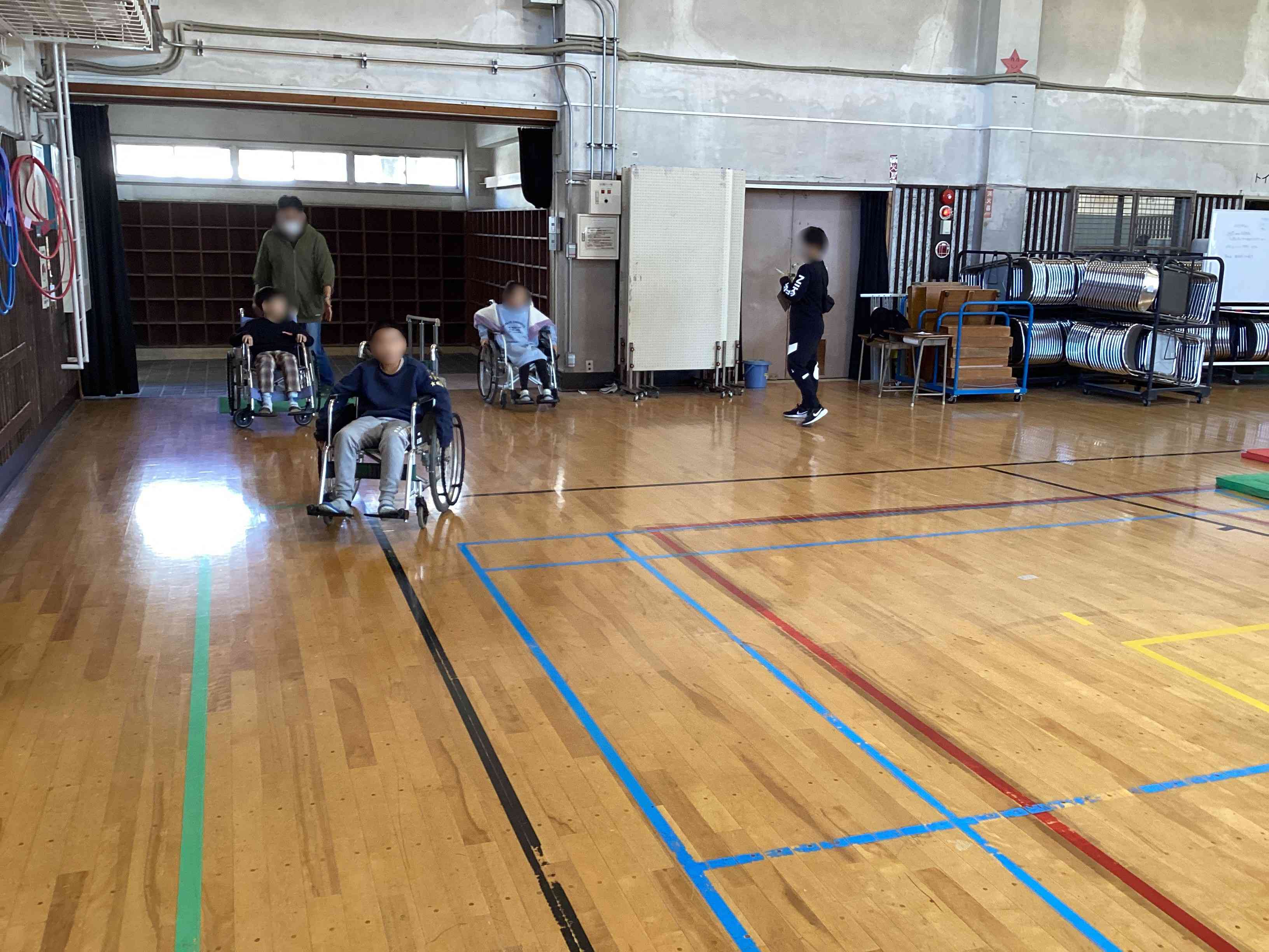 20251128_04_点字車いす_04