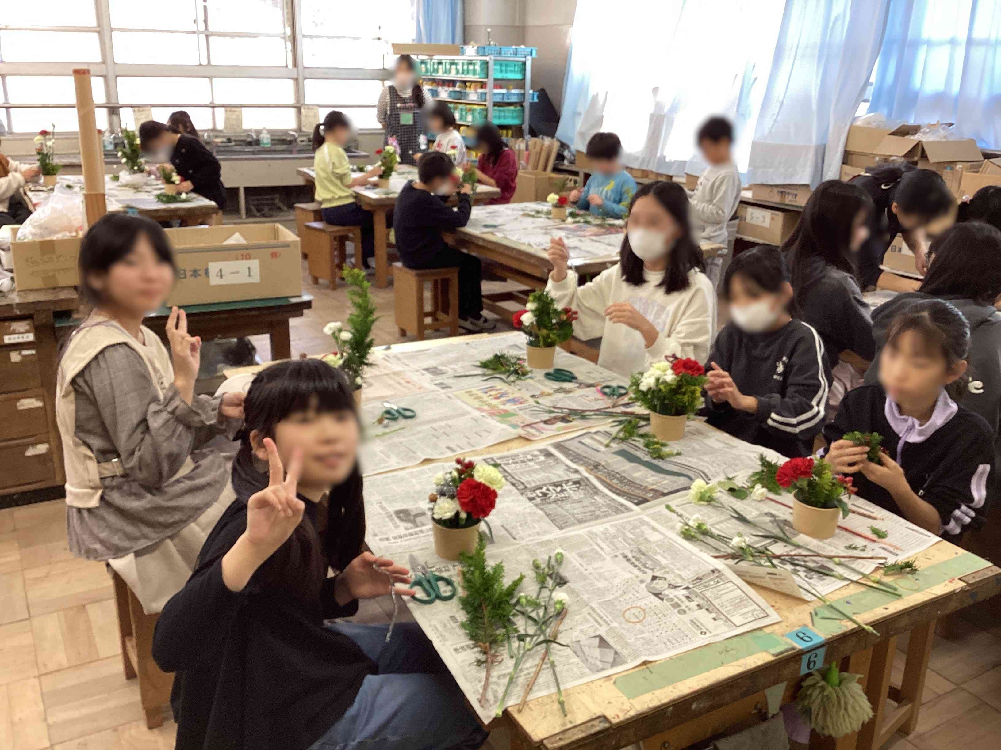 20251208_フラワーアレンジメント_02