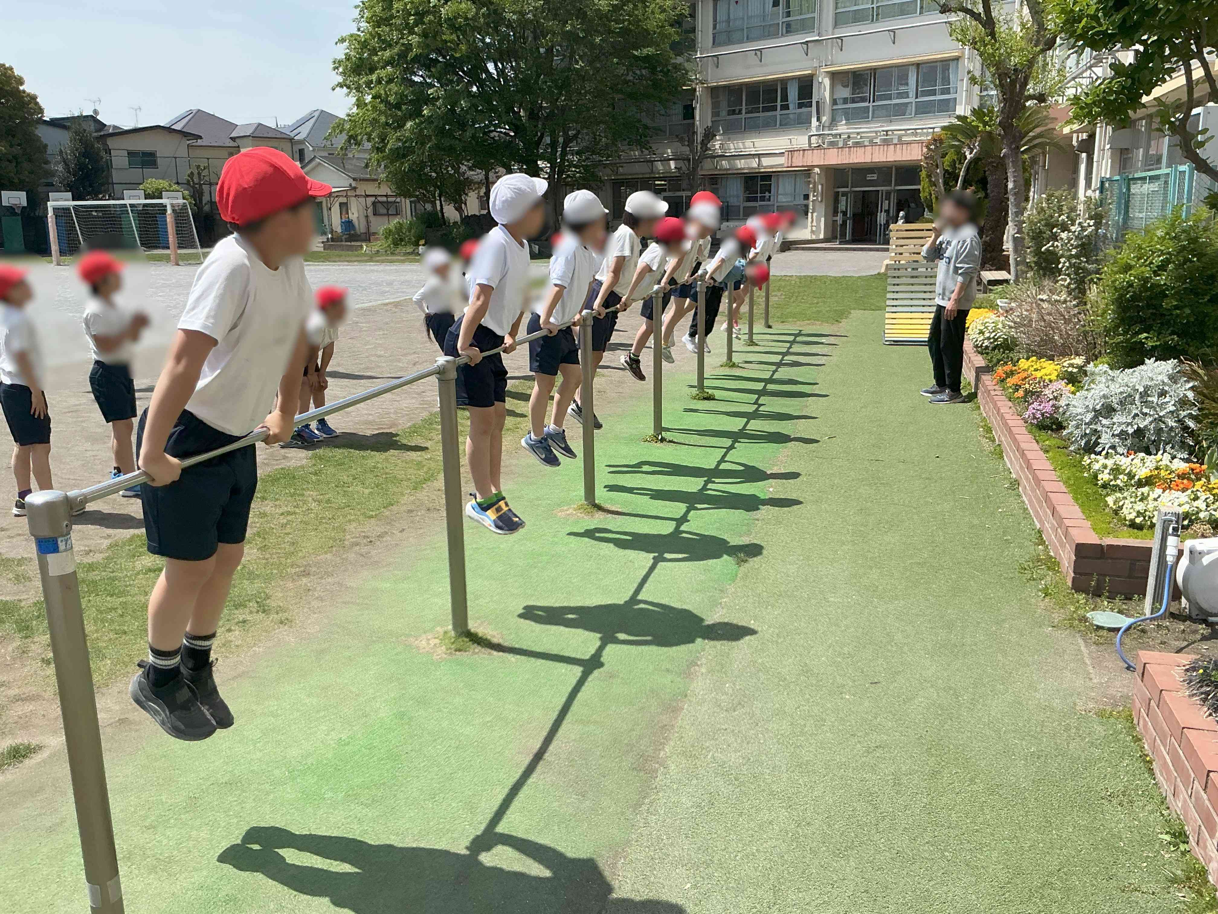 20260417_03_鉄棒_03